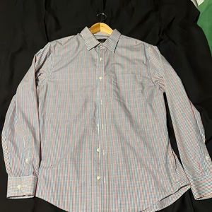 Mens Banana Republic Plaid Button Down Shirt. Non iron classic fit